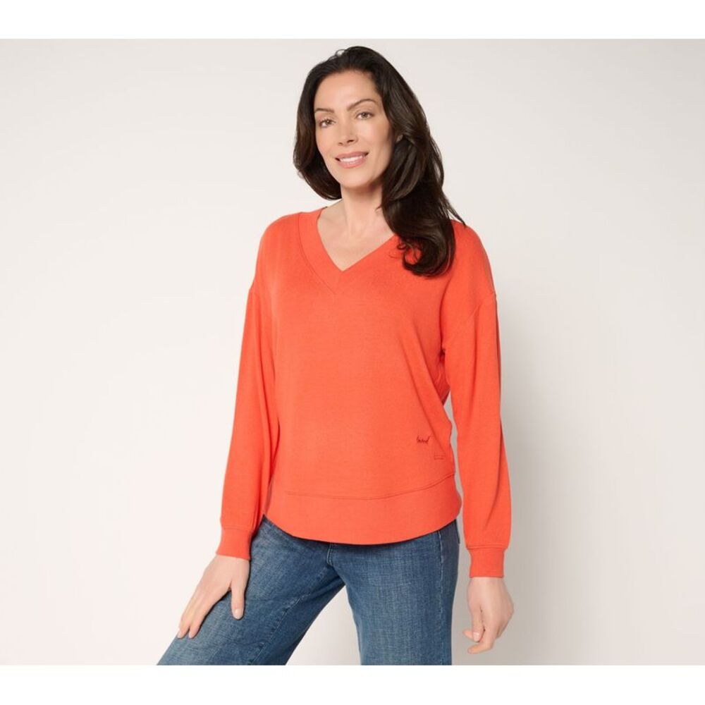 Peace Love World Women's Top Sz M Comfy V-Neck Grapefruit Grove A695841